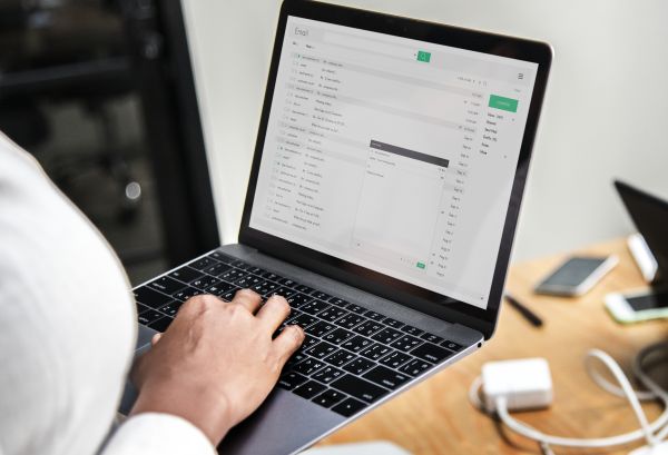 Envoyez facilement vos lettres recommandées en ligne maintenant