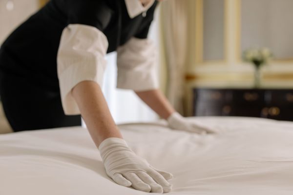 Femme de ménage à Grenoble : astuces et idées pratiques