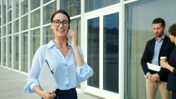 Guide essentiel pour sélectionner votre assistant de direction