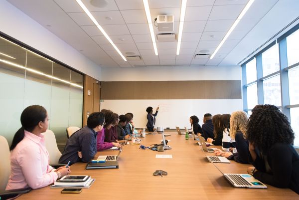 Les 5 critères essentiels pour sélectionner une formation de création d’entreprise