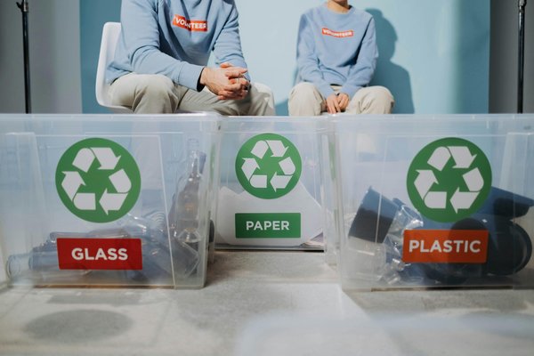 Trouvez la poubelle de tri parfaite pour vos déchets recyclables